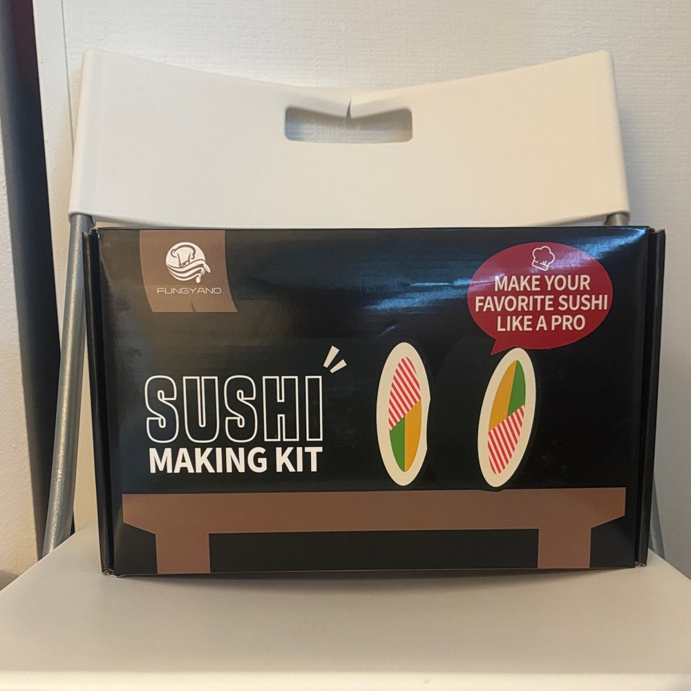 Sushi making kit